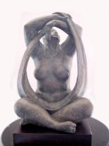 Mujer caracol. bronce a la cera perdida, 44 x 27 x 27.5 cm